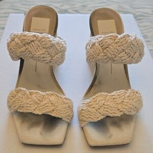 Dolce Vita Women's Play Sandals- Ivory